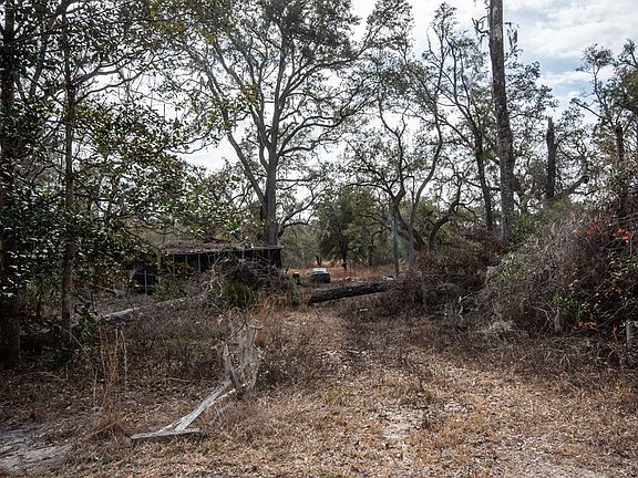 2nd image of 1077 NE 497th Ave