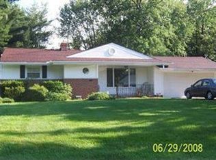 22584 Rankin Rd, Bedford Hts, OH 44146