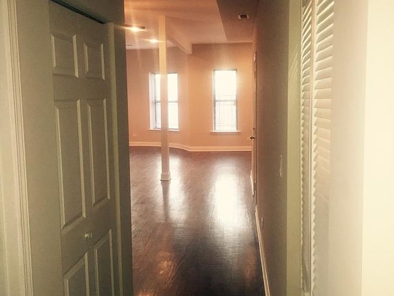 2nd image of 4129 S Michigan Ave APT 3N
