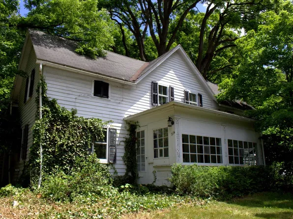 216 Forest Home Dr, Ithaca, NY 14850