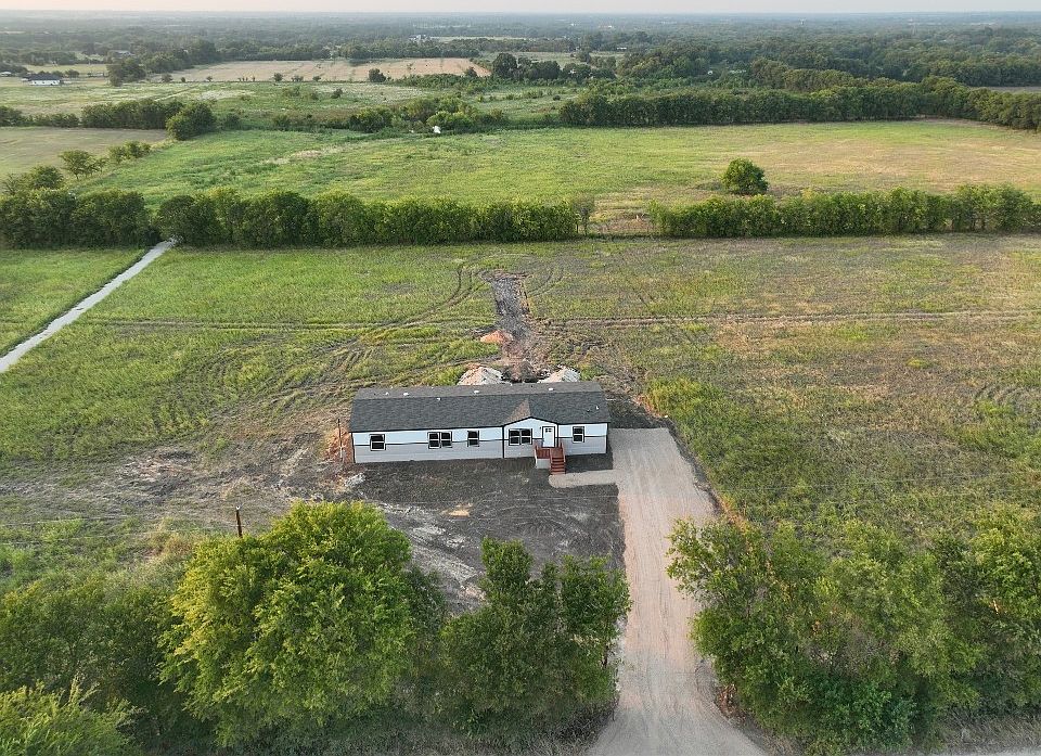 1st image of 726 County Road 4040