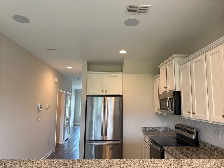 117 Weaver Way — Photo 6