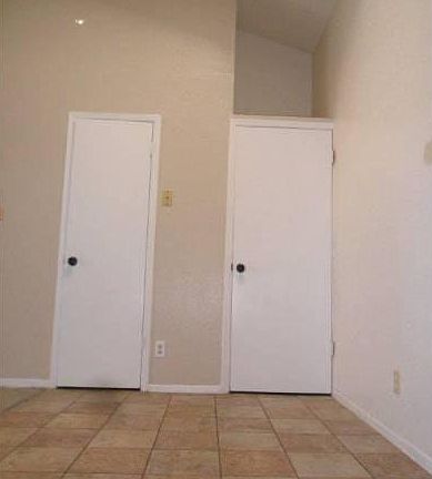 5th image of 10001 Caribou Dr Unit A