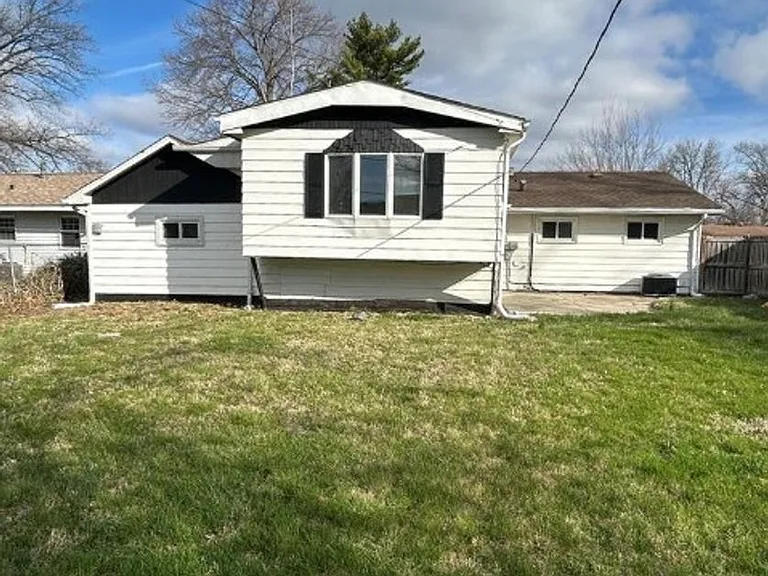 20 Leonard Dr — Photo 12