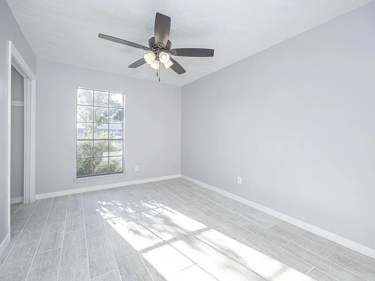 6672 Cortez Cir — Photo 35