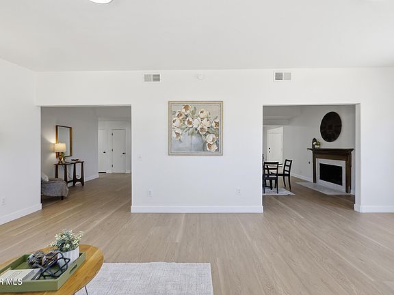 4th image of 45102 Camolin Ave