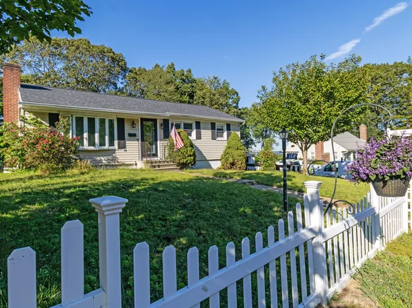 150 Park Avenue Extension, Montville, CT 06382