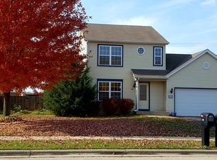 1031 Pheasant Dr, Genoa City, WI 53128