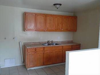 2nd image of 6039 Shull St