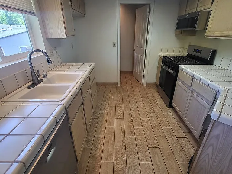 851 Cabernet Ct — Photo 5