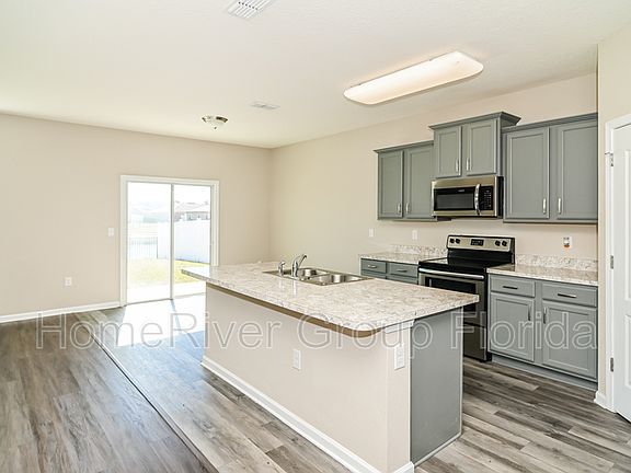 4th image of 3371 Canyon Falls Dr