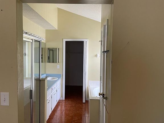 2nd image of 9609 Long Meadow Dr