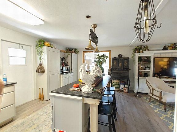 4th image of 2318 NW 47th Cir #143