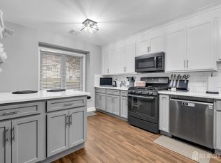 296 Plum Dr, Marlboro, NJ 07746