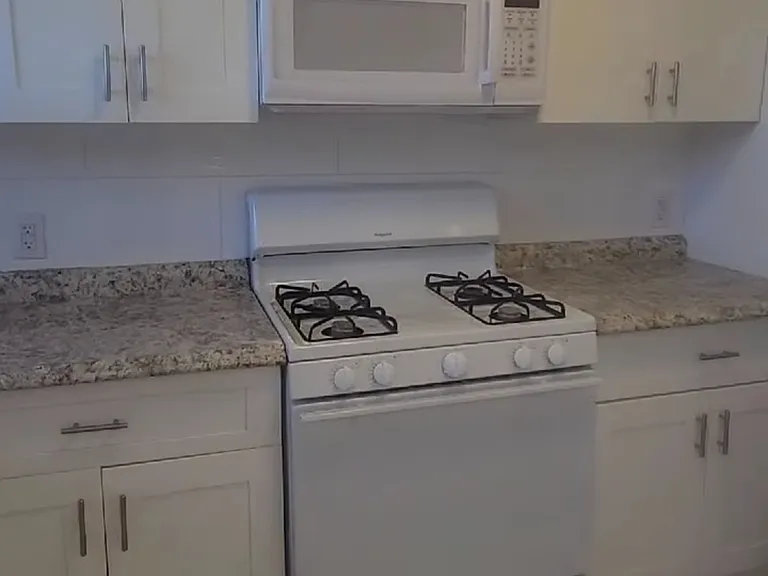 8141 Crespi Blvd #2 — Photo 3