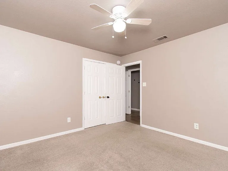 4004 Bull Run Dr — Photo 24