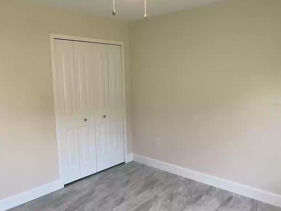 1st image of 3342 Everett Ter