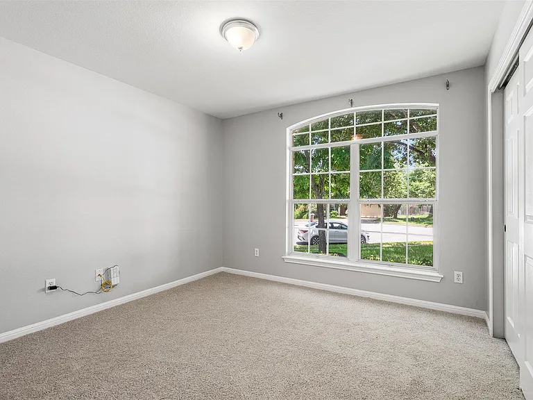 2505 Rusk Ct — Photo 28