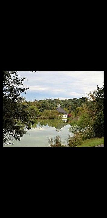1st image of 7531 Peony Dr