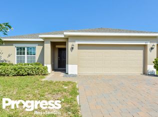621 Ogelthorpe Dr, Davenport, FL 33897