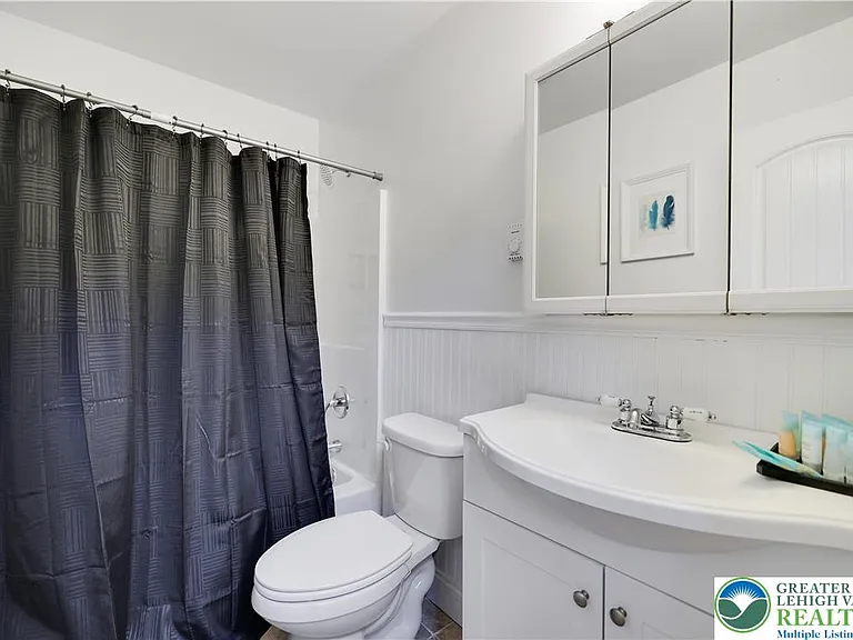 163 Cambridge Ct — Photo 28