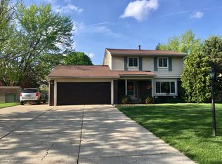 5450 Pheasant Run Rd, Clarkston, MI 48346