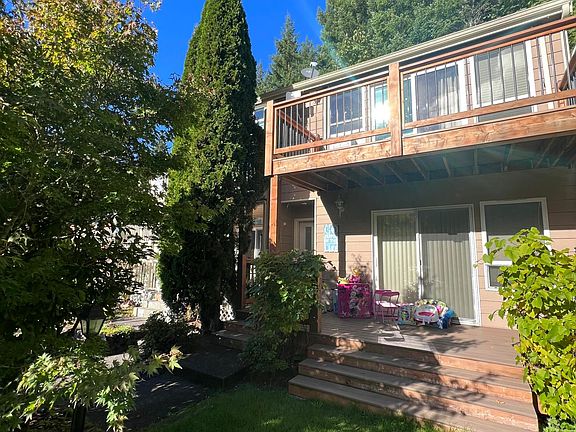 2nd image of 331 Maple Grove Rd Unit 6