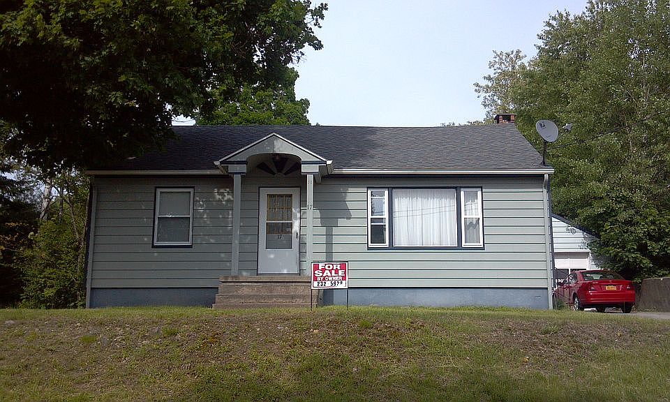17 Heath Street  Corinth, NY