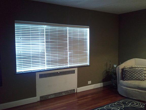 4th image of 5040 N Marine Dr APT C4