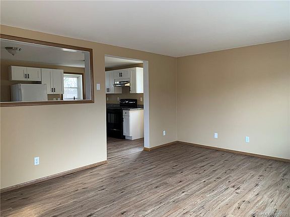 3rd image of 133 Liberty St Unit 133