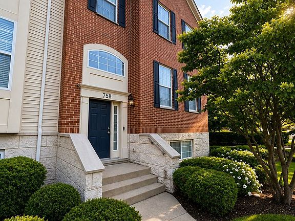 3rd image of 758 Lambert Ln #97-6