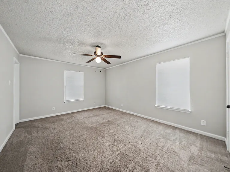 1804 Ruiz Dr — Photo 15