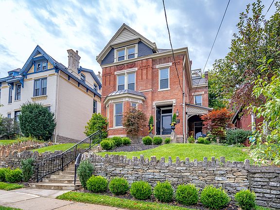 2nd image of 925 Mount Hope Ave