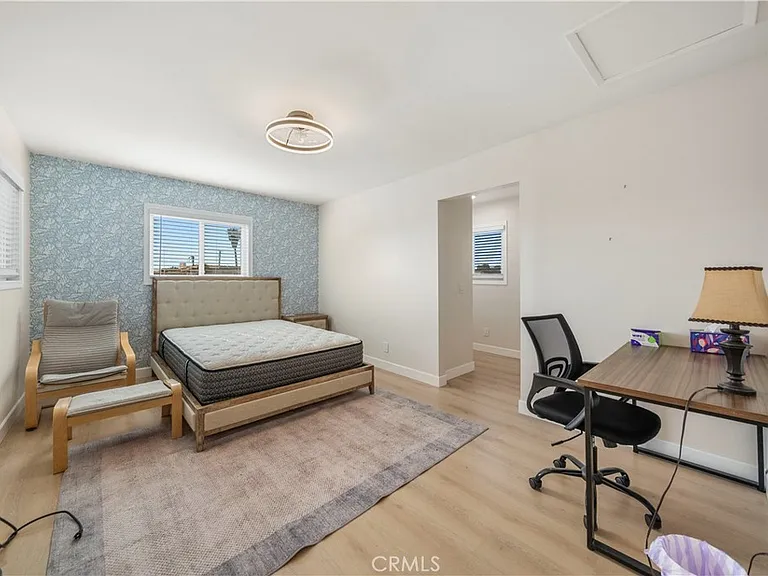 912 W Hill Ave — Photo 29