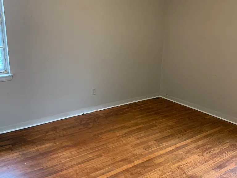 1527 Bennington Cv — Photo 14