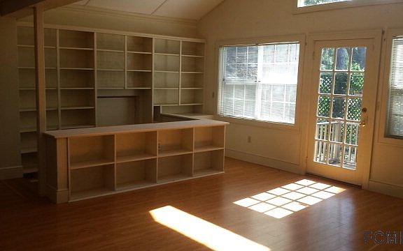 2nd image of 84 Magnolia Ave