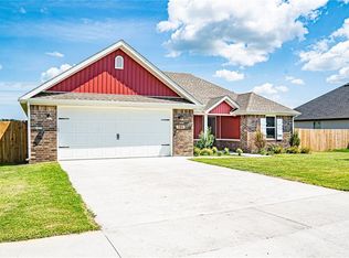 780 Madison Dr, Prairie Grove, AR 72753