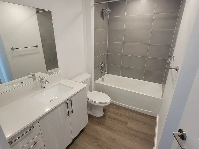 2042 NW 17th Ave #101 — Photo 12