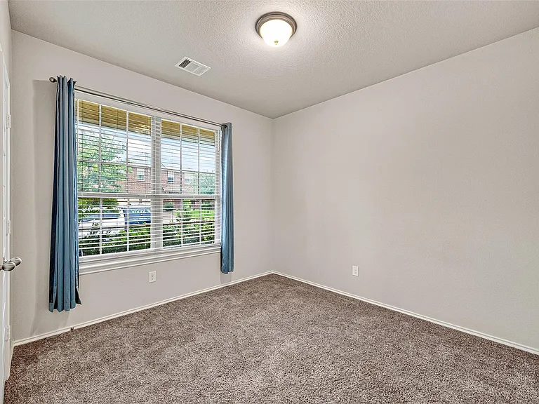 2511 Sandbar Shark Ct — Photo 28