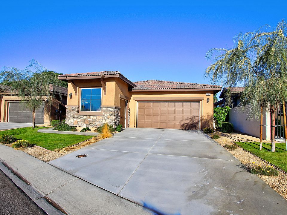1st image of 82676 Burnett Dr