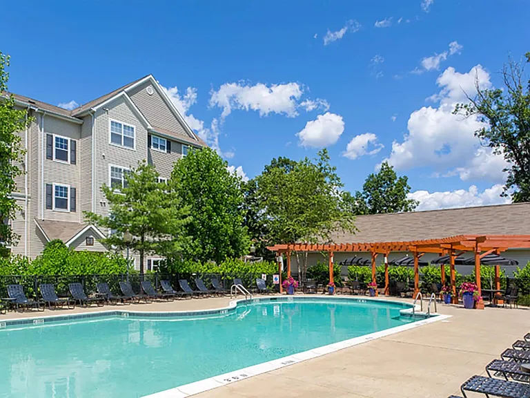 grand-reserve-orange-ct-pool-and-perg