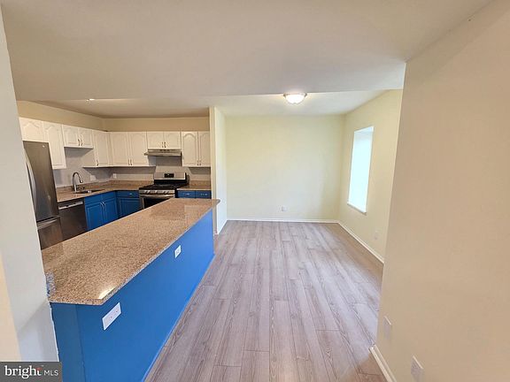 4th image of 5009 7th Rd S APT 301