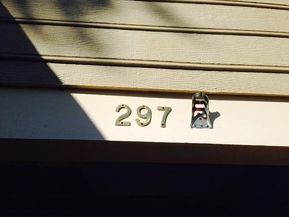 5th image of 297 Triple Oaks Dr