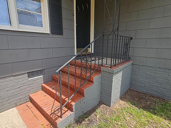 3rd image of 1808 18th Ave