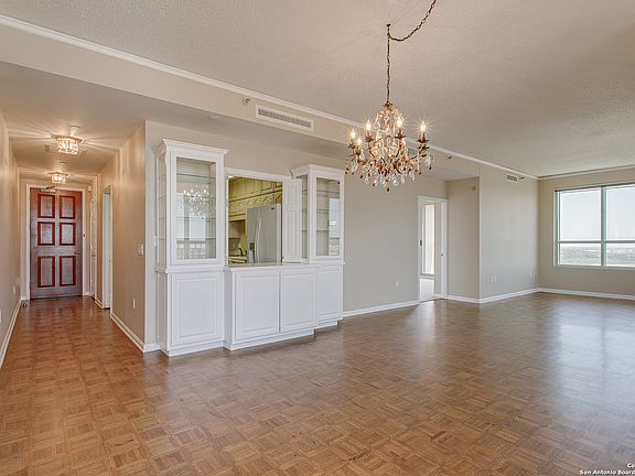 5th image of 1 TOWERS PARK LN #1612
