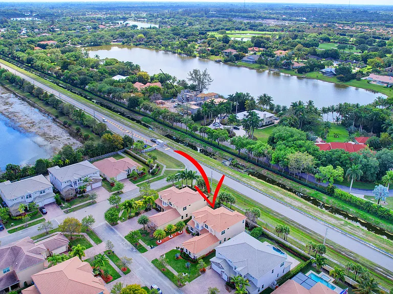 8952 Cypress Grove Ln — Photo 65