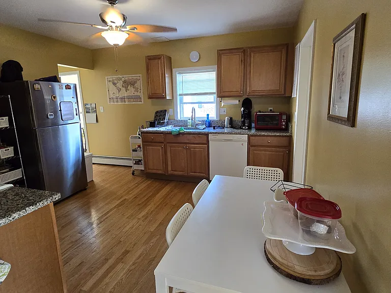 255 Elm St #2 — Photo 4