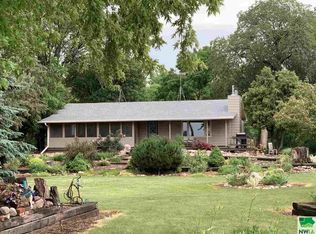 46508 313th St, Vermillion, SD 57069