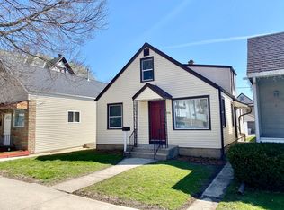 2514 S 12th St, Milwaukee, WI 53215