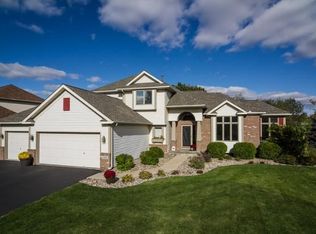 1589 Windsor Ln, Shakopee, MN 55379